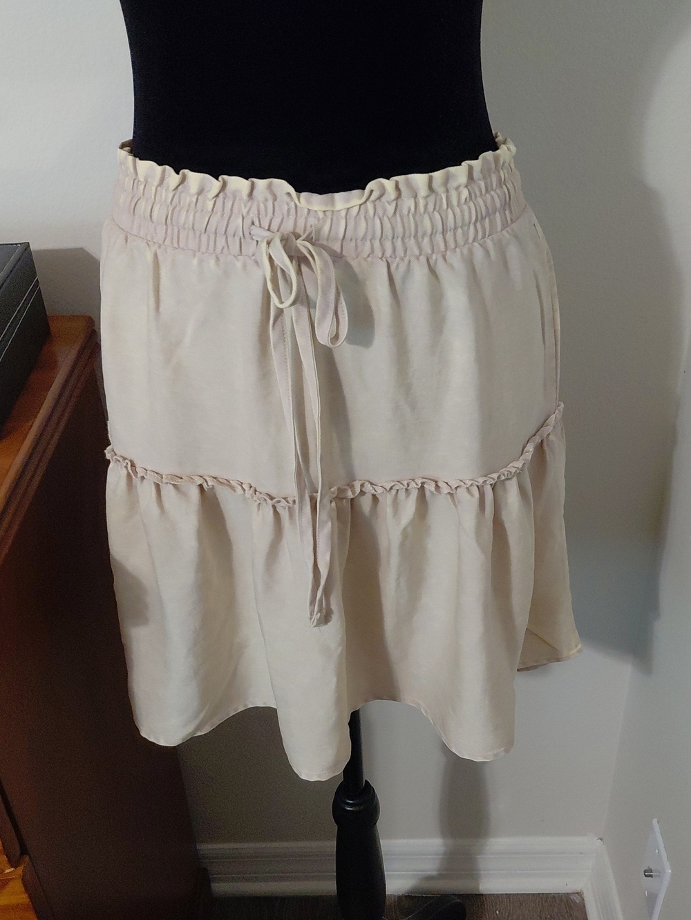 Zenana Outfitters Light Cream Tiered Drawstring Skirt